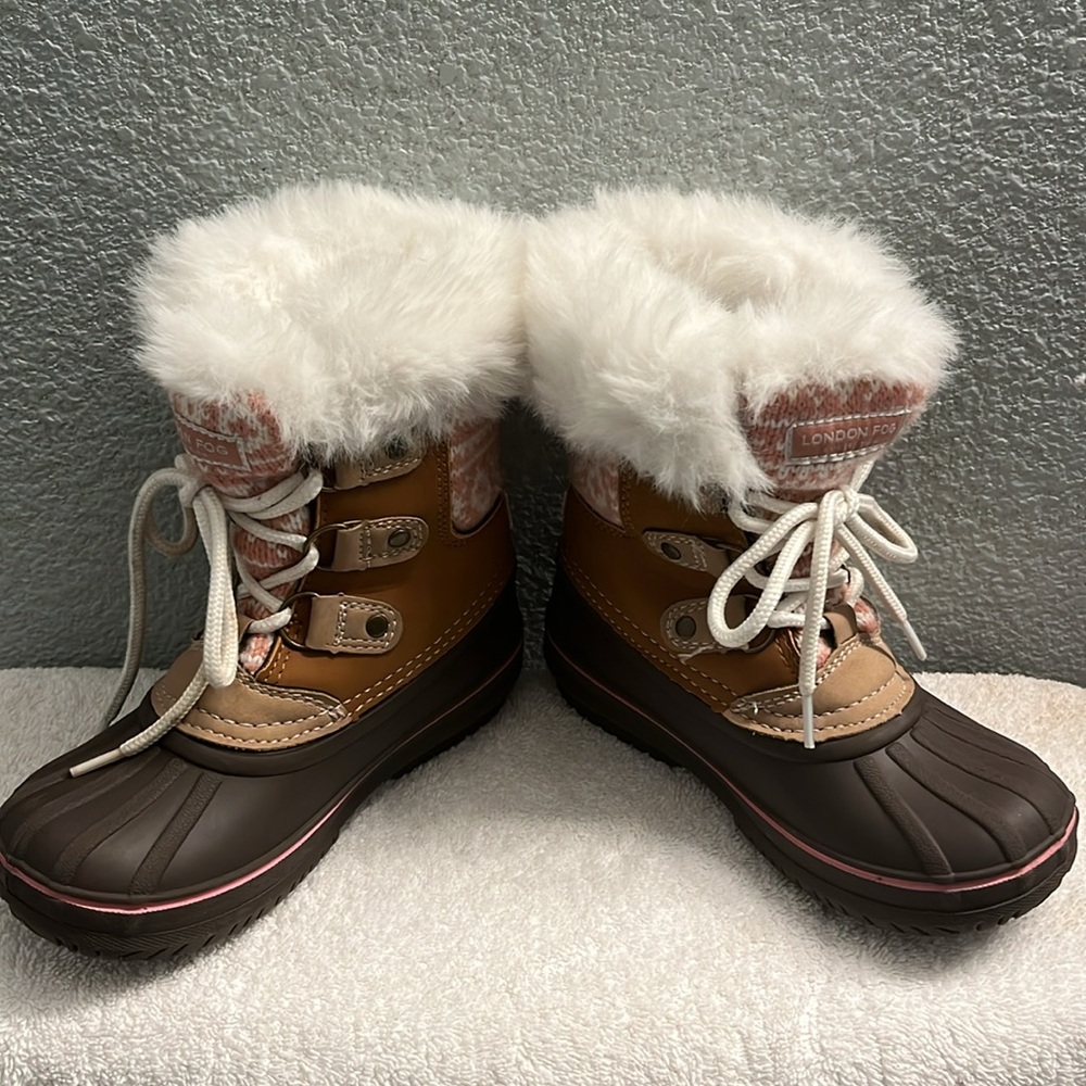 LONDON FOG LIKE NEW Brown and White Fur-Lined Winter Boots - Picture 9 of 11